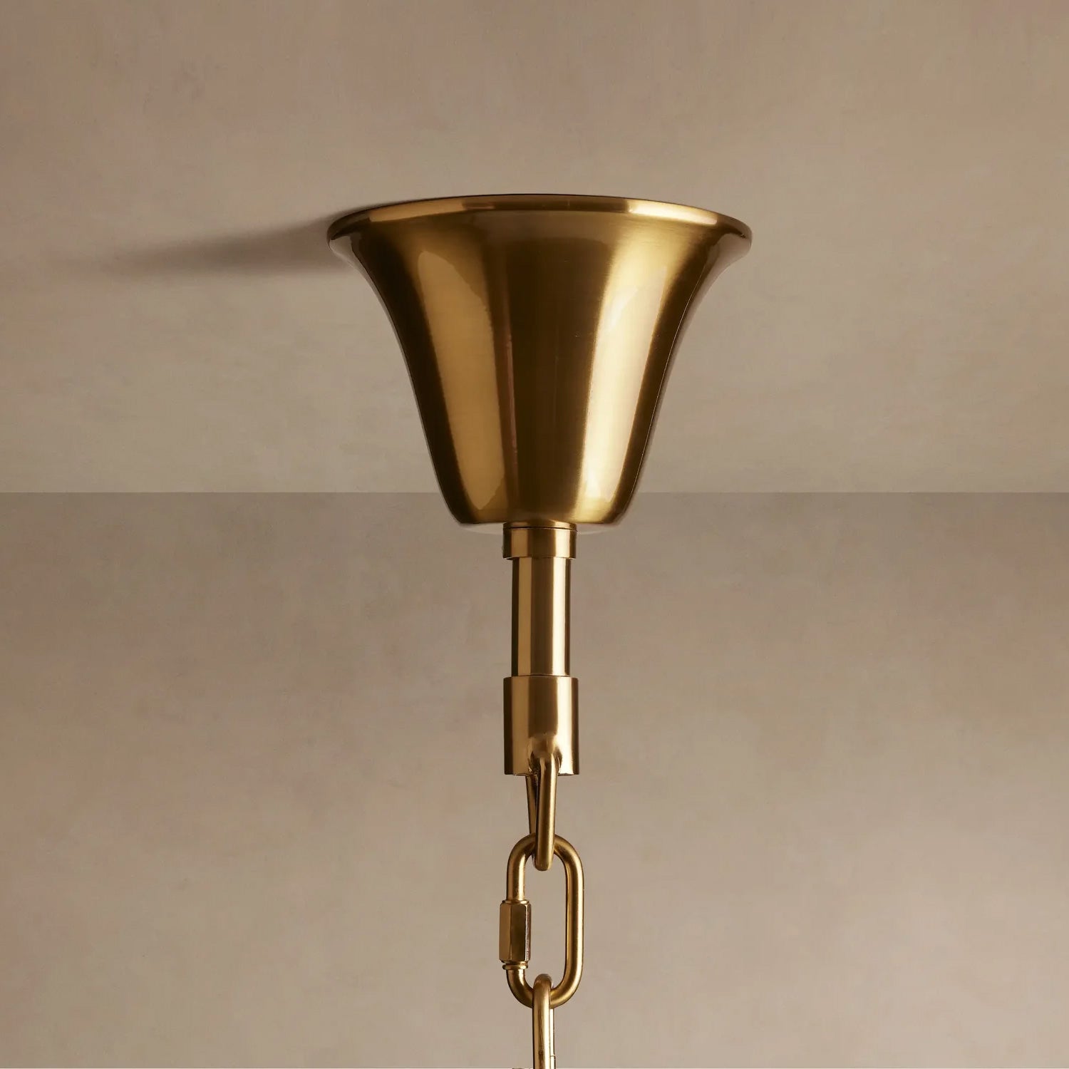 Amalven Faceted Crystal Round Chandelier - XYlight