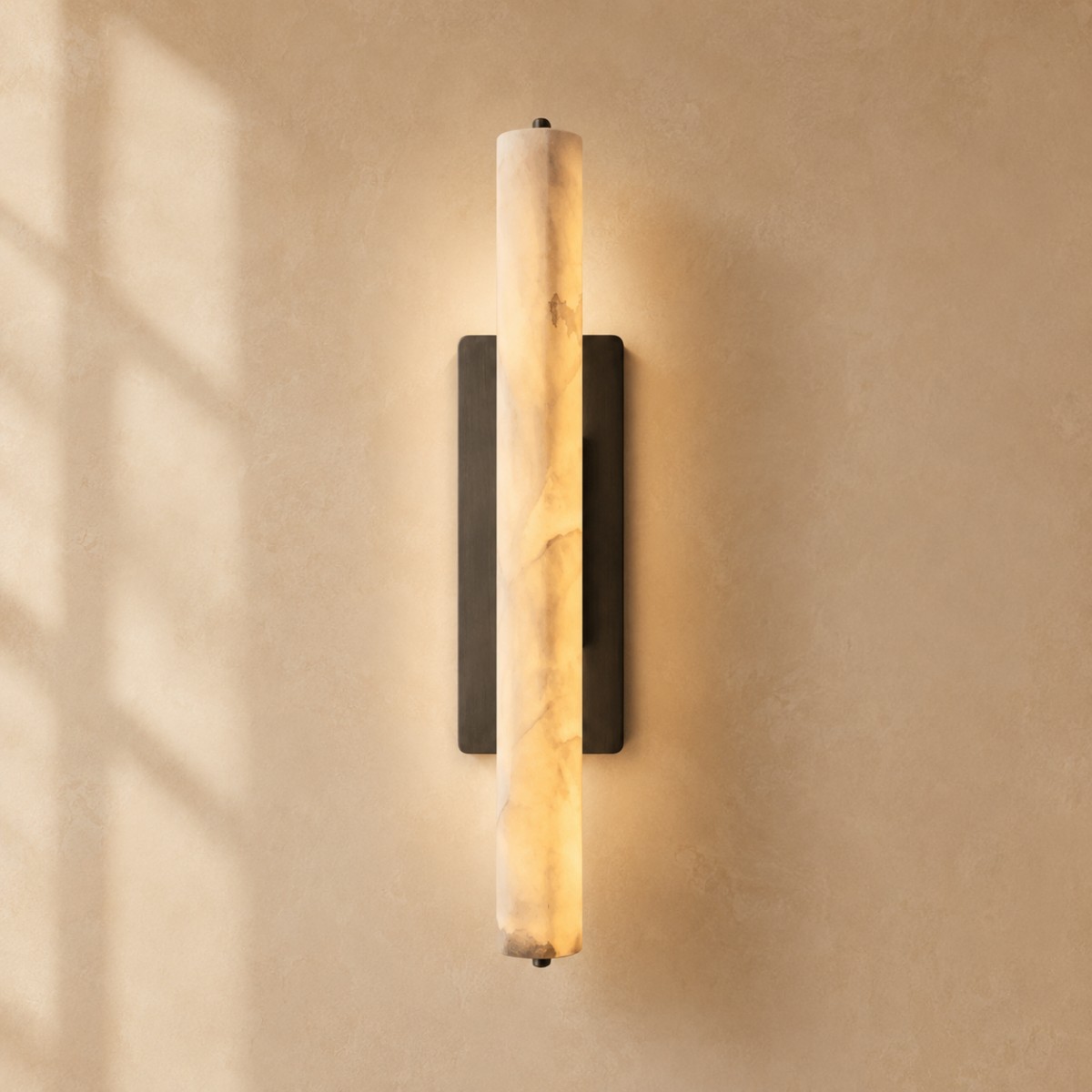 Aubrenor Modern Single Alabaster Sconce - XYlight
