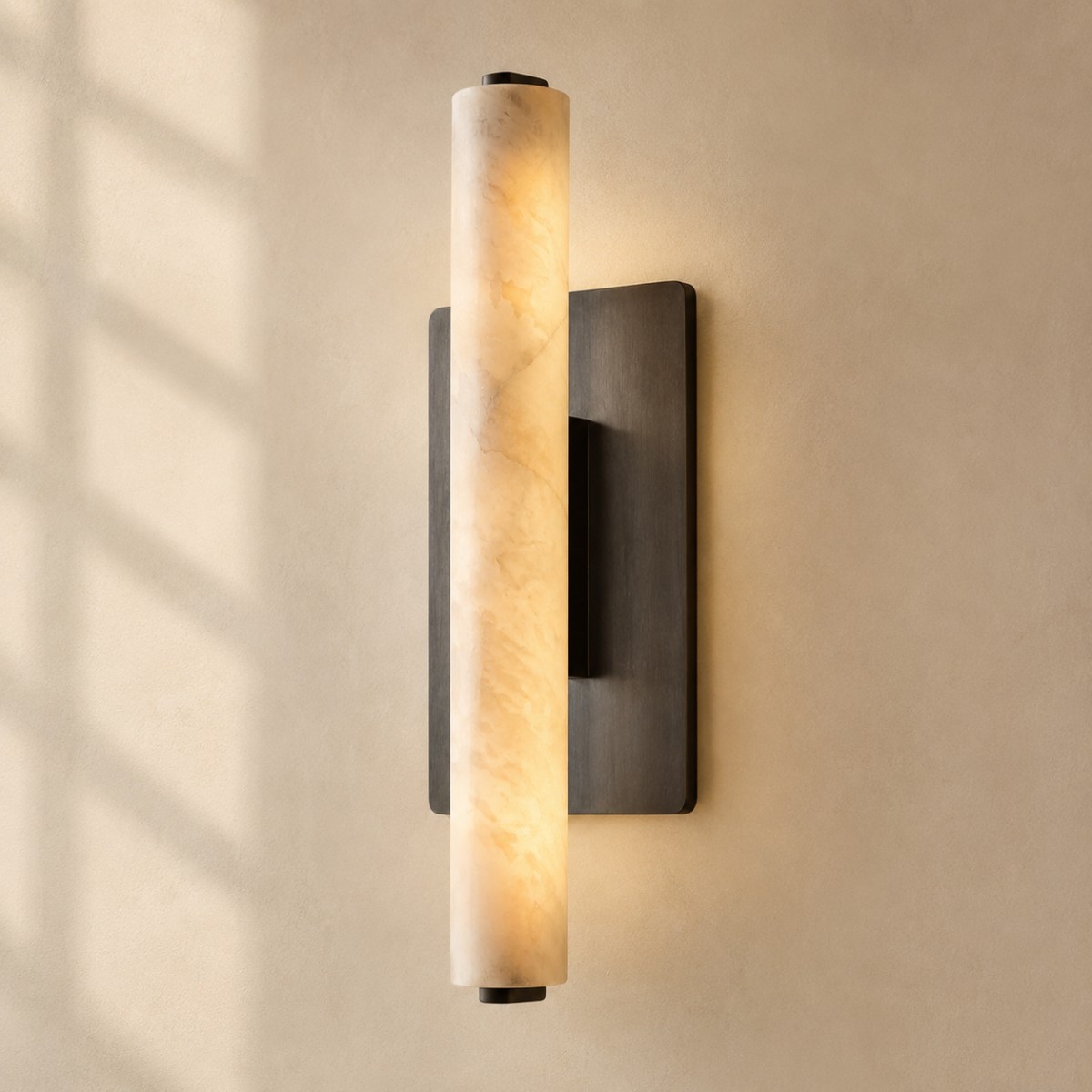 Aubrenor Modern Single Alabaster Sconce - XYlight