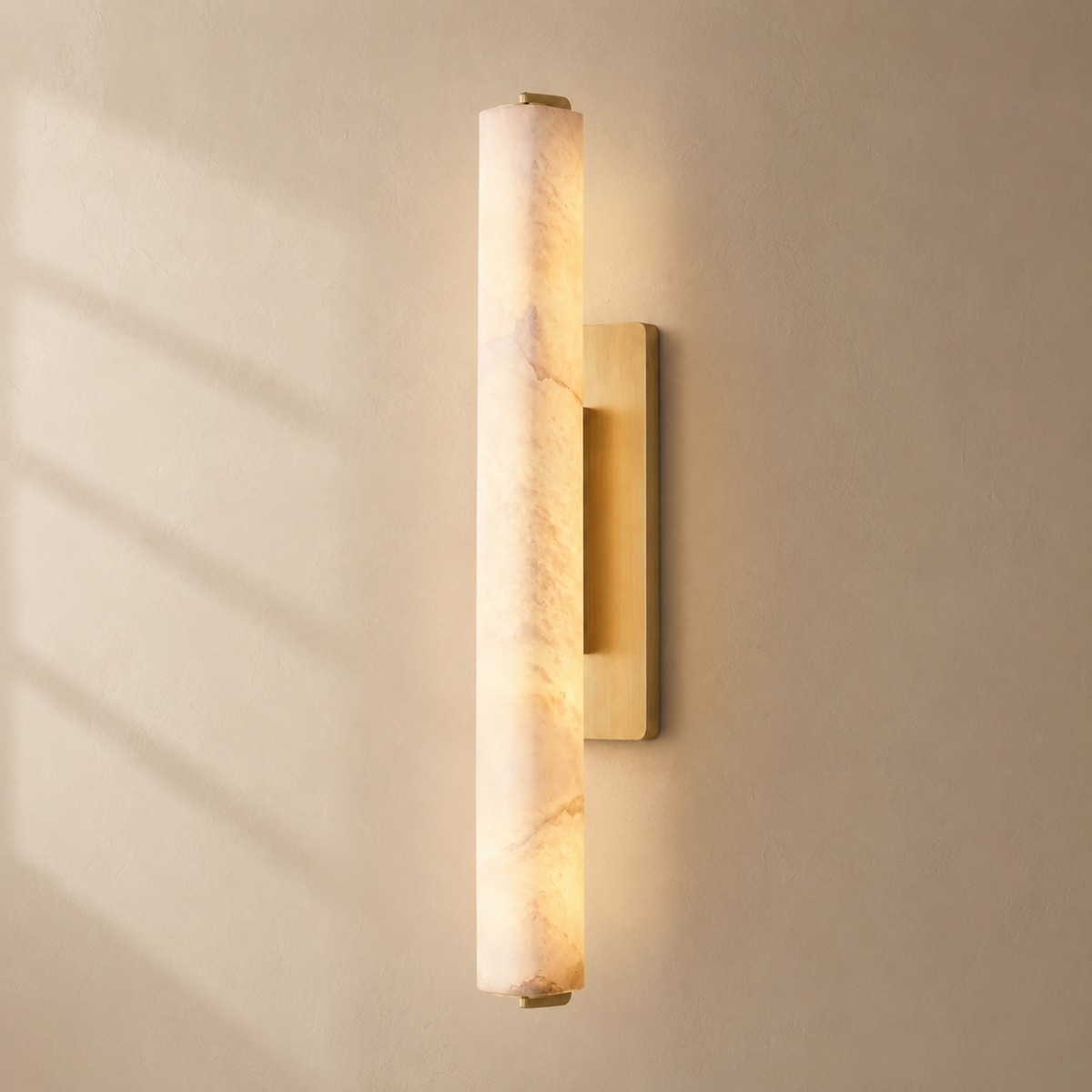 Aubrenor Modern Single Alabaster Sconce - XYlight