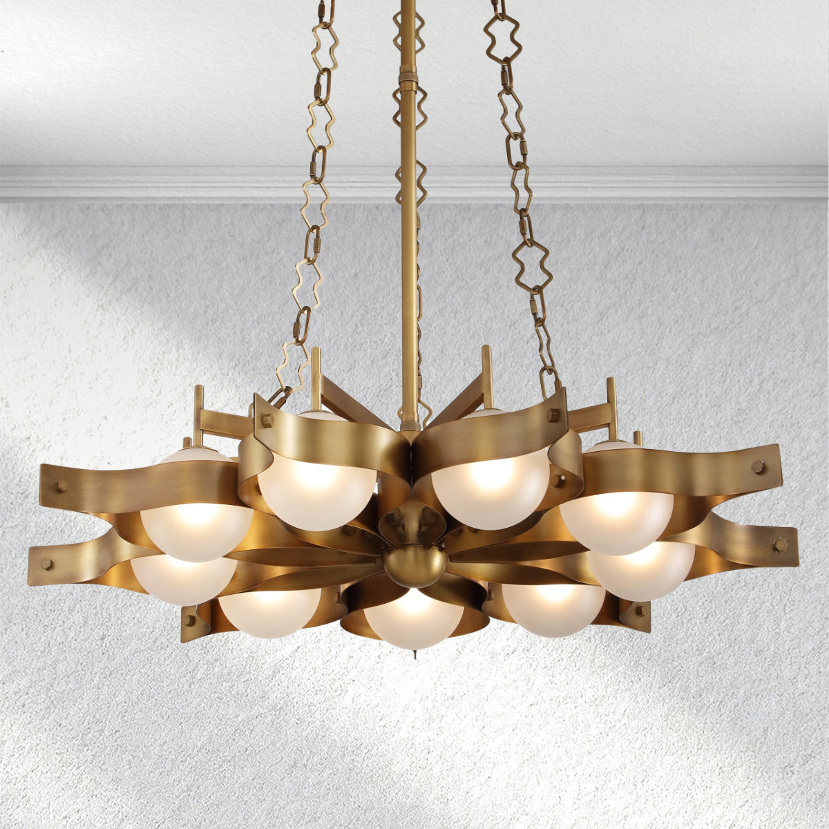 Decolume Sculptural Brass Chandelier - XYlight