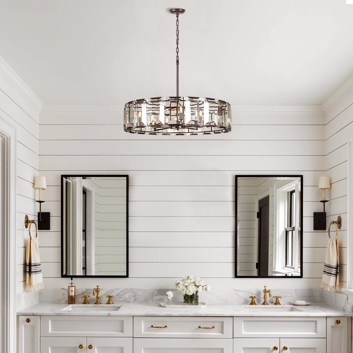 Kiko 24-Inch Crystal Round Chandelier - XYlight
