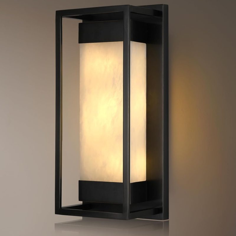 Quardelis Square-Shaped Alabaster Wall Sconce