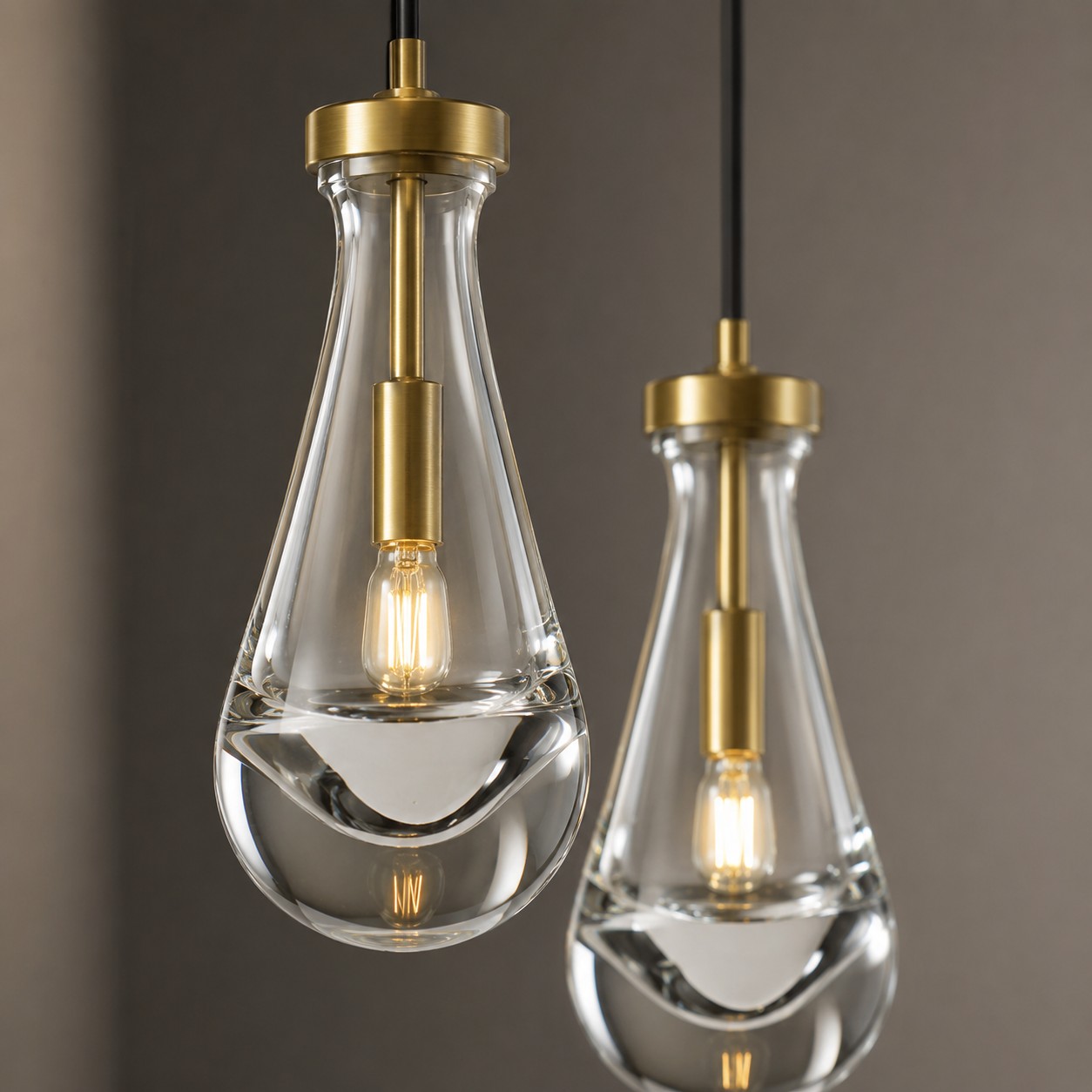 Rivelvane 2-Light Round Cord Chandelier with Glass Drops - XYlight
