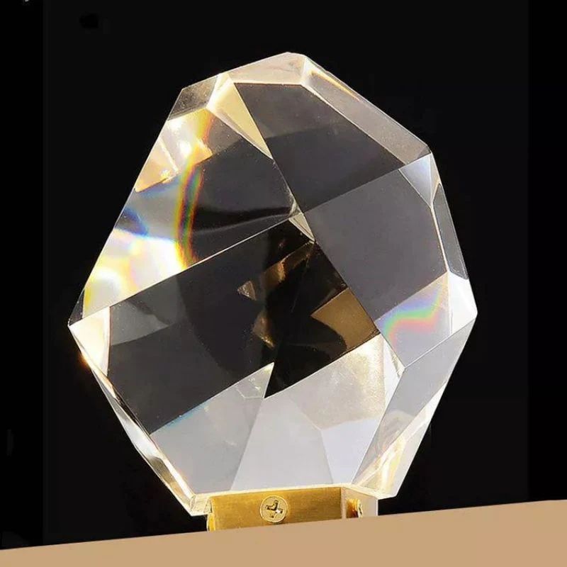 Slipe Faceted Crystal Prisms Short Wall Sconce - XYlight