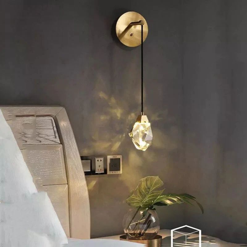 Slipe Faceted Crystal Prisms Wall Sconce (Cord) - XYlight