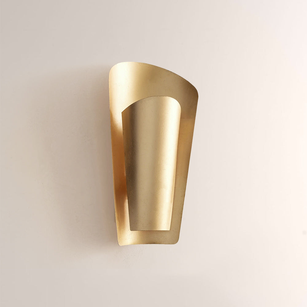 Stella Modern Brass Wall Sconce - XYlight